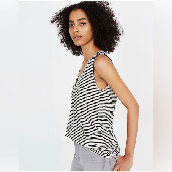 Madewell Whisper Cotton V-Neck Pocket Tank in Eastwood Stripe women’s size small - Picture 8 of 8